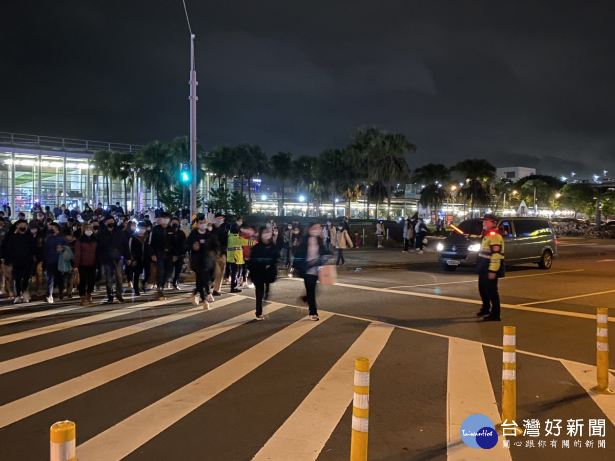 桃園跨年晚會勤務，壢警圓滿完成安維及交通疏導任務<br />
<br />
