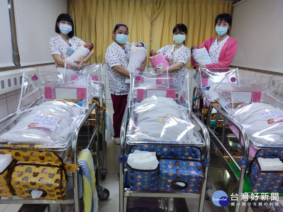 宏其婦幼醫院共出生了16位元旦寶寶