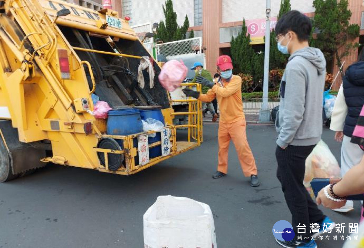 雲林縣每日廚餘量約50噸，生、熟廚餘各佔一半/李光揚翻攝