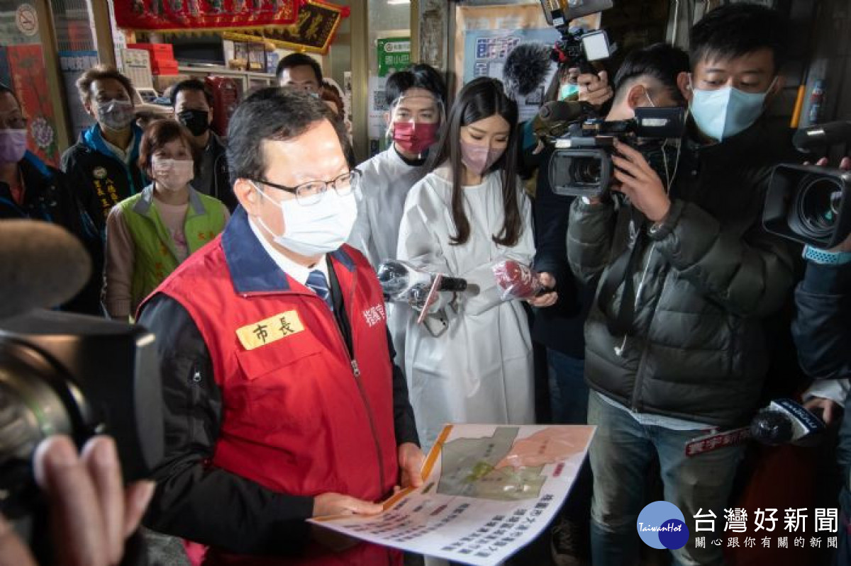 大湳市場及大湳商圈是八德鄉親生活的重心，鄭市長提醒鄉親應提高健康監測 