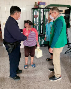 北港警結合張榮發慈善基金會傳愛，分送物資助弱勢過好年/北港警分局