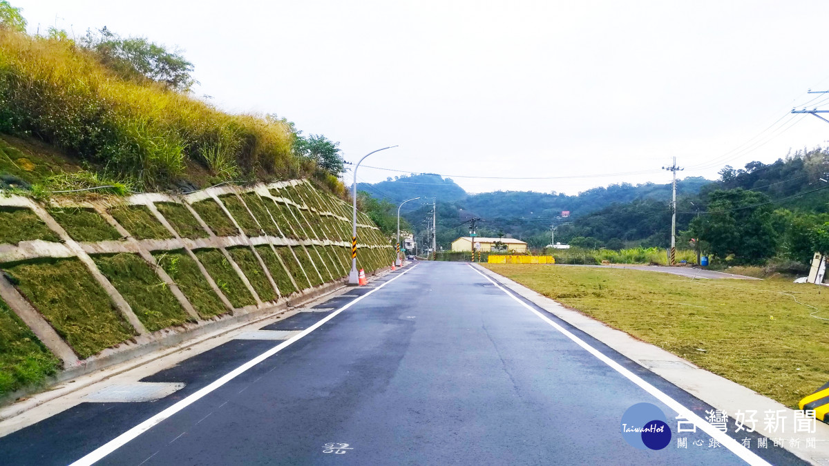 后里圳寮路截彎取直改善行車視距