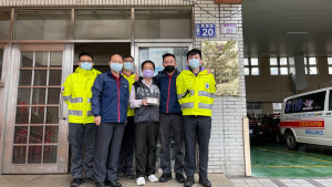 葉先生與當日出勤人員合影