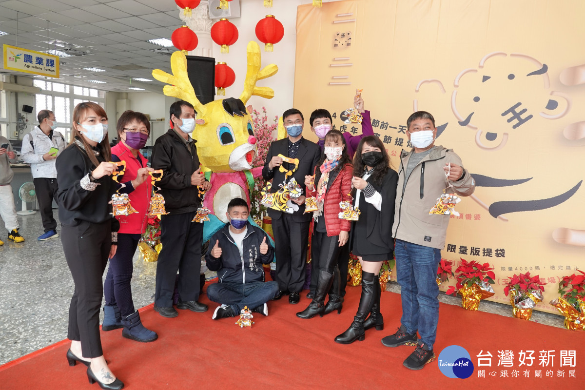 鹿港的「平安幸虎」小提燈是可愛的小老虎造型。圖／鹿港鎮公所提供