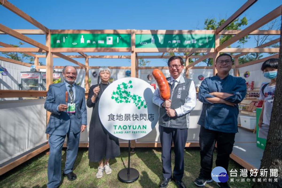 大業福德寺旁設有「食地景快閃店」,可選購桃園精選小農商品當伴手禮