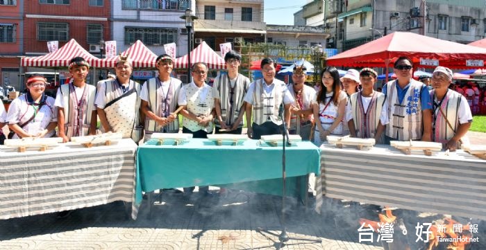 鄭市長表示,市府透過舉辦各原住民族歲時祭儀,讓市民朋友體驗美好的原住民族文化。