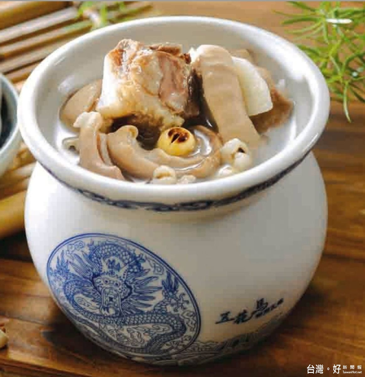 港式鳳爪是西螺店的特色。(五花馬提供)
