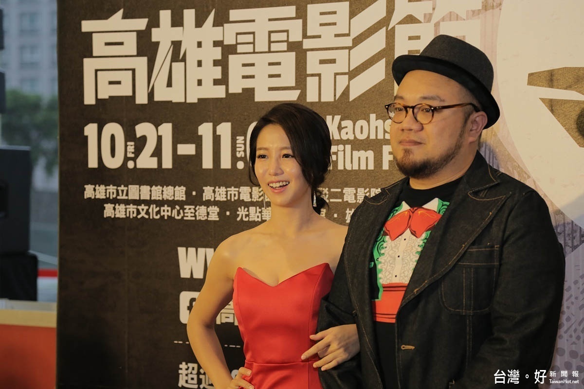 ▲高雄電影節代言人郭書瑤和《西城童話》導演葉天倫一登台。(圖/高雄市電影館提供)