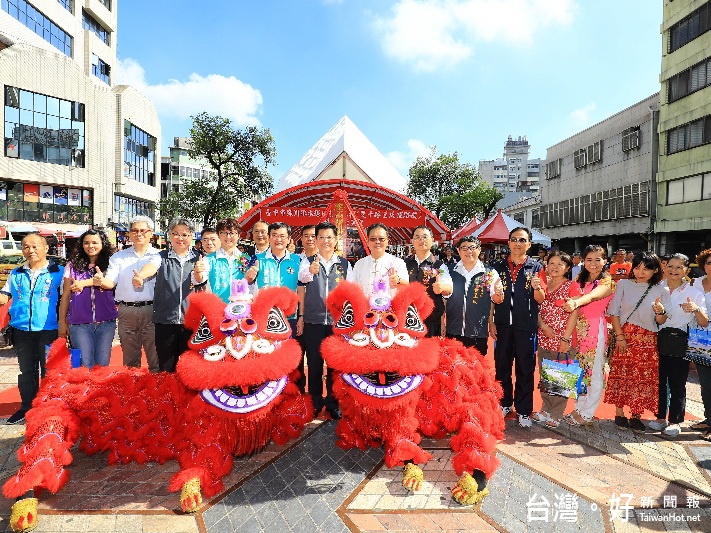 台中綠川環境營造工程開工 。