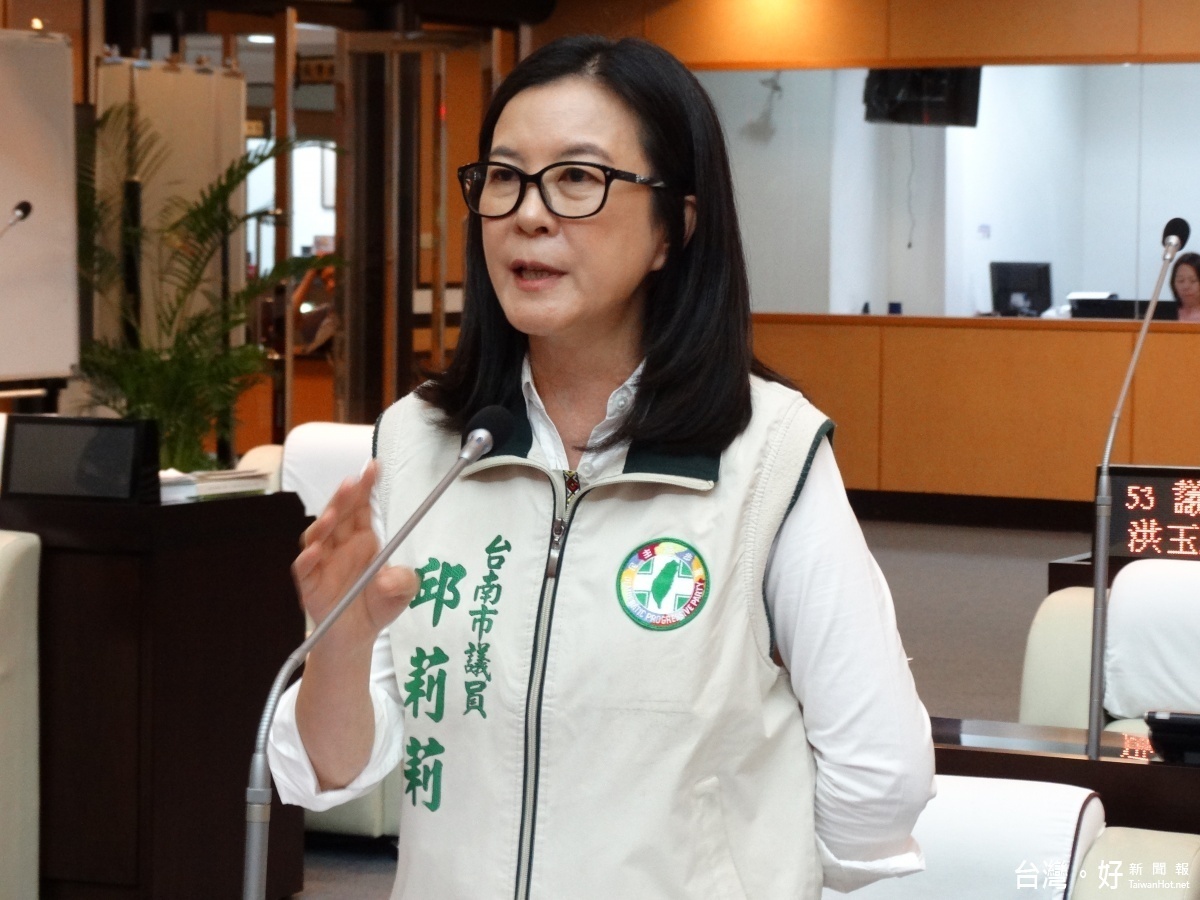 賴清德登記黨內總統初選 　邱莉莉搶先表態全力支持 台灣好新聞 第1張