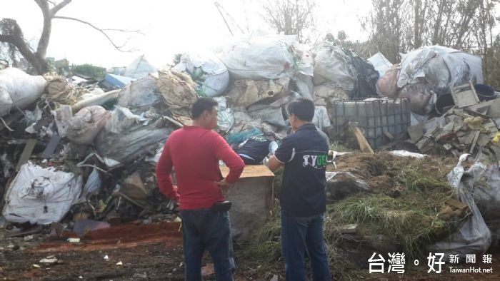 環保局呼籲不肖業者莫以身試法,於處理事業及有害廢棄物時,切勿心存僥倖,擅自非法處理,以免誤觸法令。