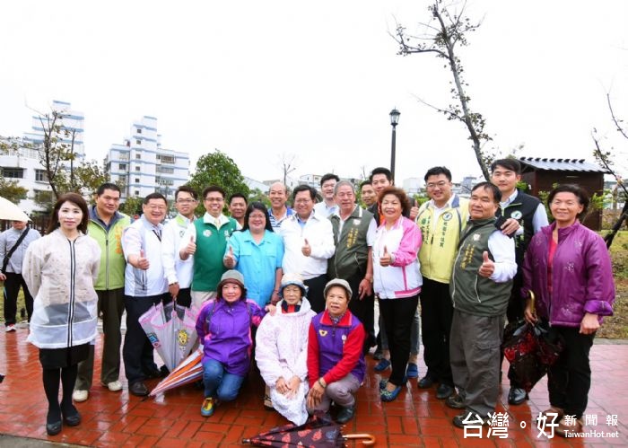 鄭市長表示,為嘉惠平鎮山子頂地區近6萬市民,市府規劃興建山子頂圖書分館。