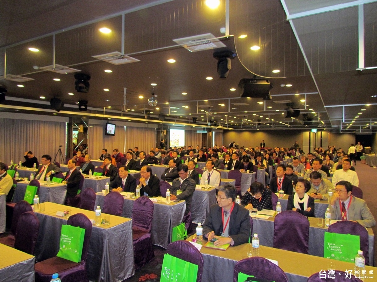 桃園市政府經發局舉辦物流智慧論壇, 產學官界共200人與會,盛況空前