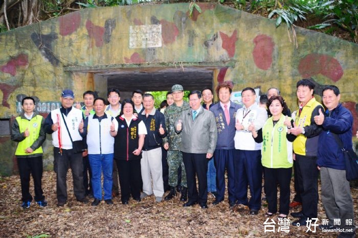 鄭市長指出,「雙連坡碉堡公園」,不僅能美化市容、提供居民優良的活動空間,更將成為平鎮的觀光新亮點。