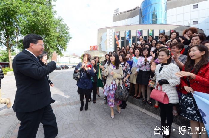 鄭市長表示,提升女性權益、推廣性別平權及支持婦女團體是市府施政重要方向。