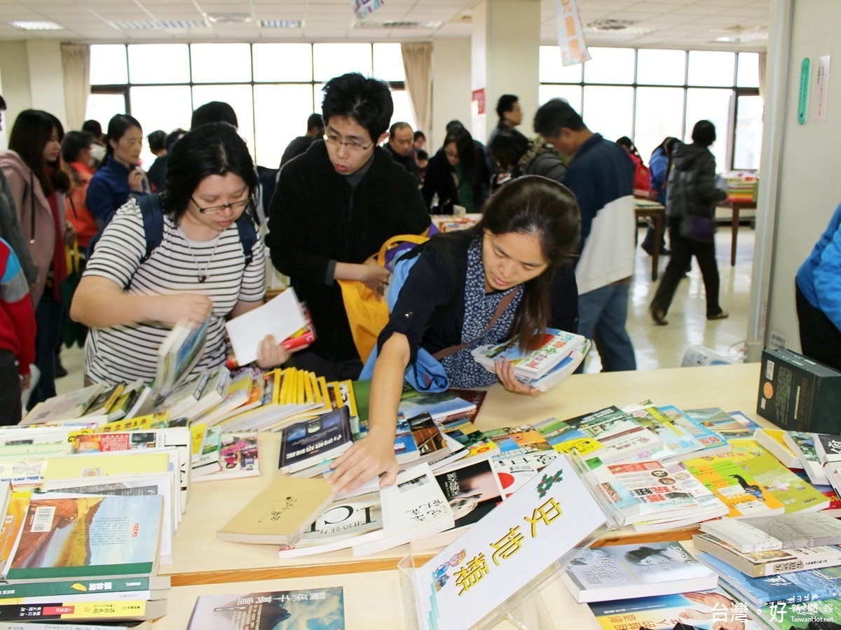 桃市好書交換全市響應3萬多本書進行交換