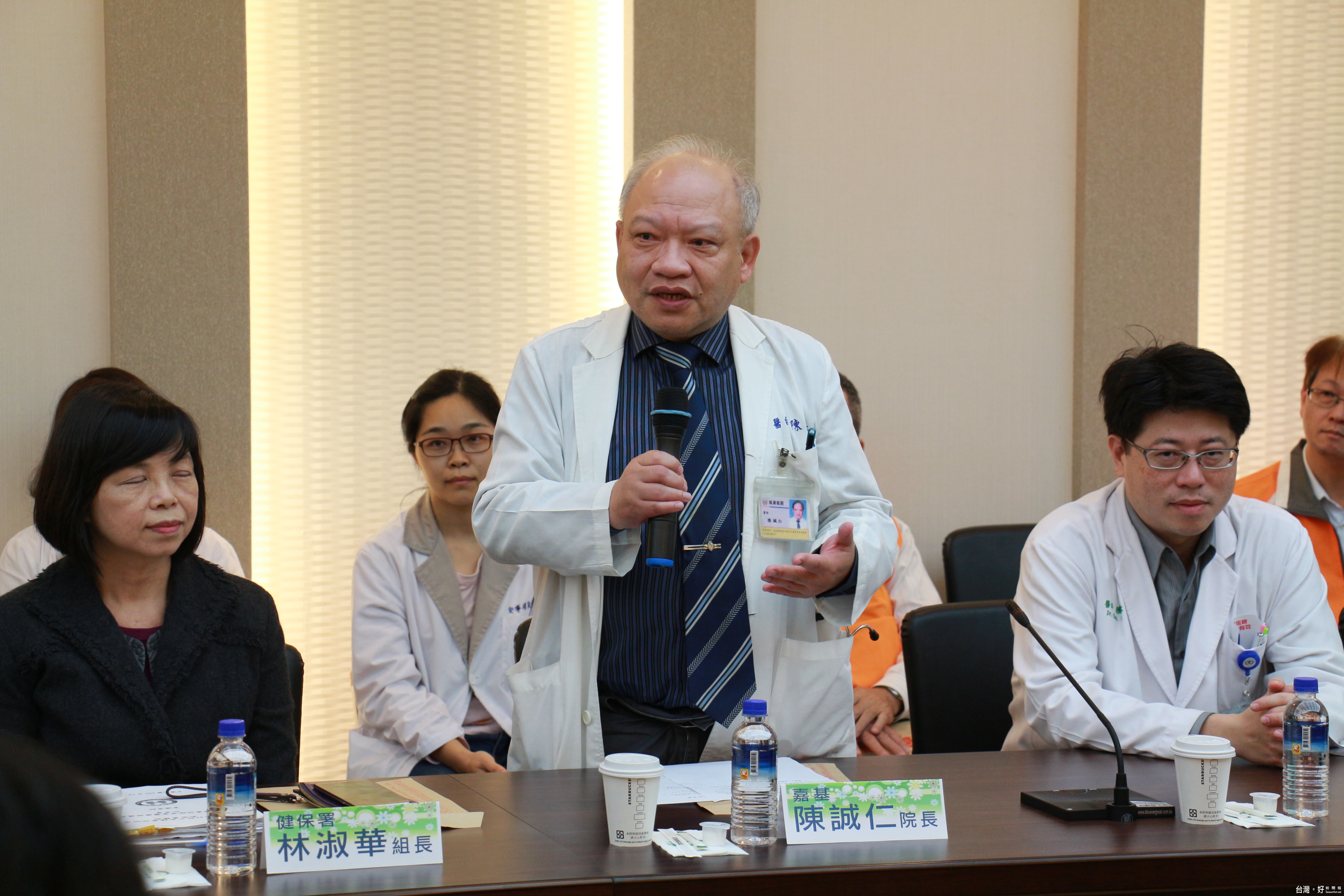圖片說明:嘉基院長陳誠仁表示:居家醫療照護的整合造福許多行動不便的長者。