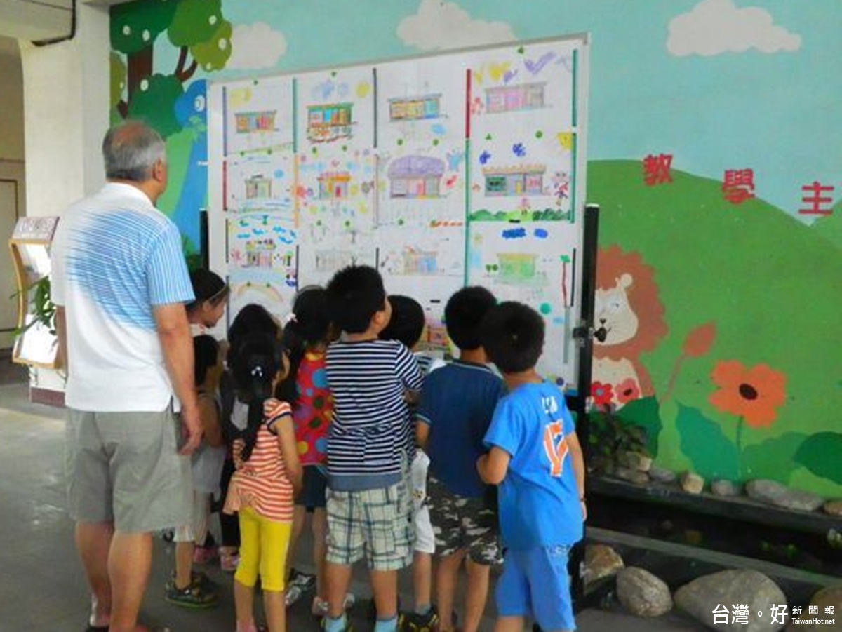 花蓮市幼主題教學成果展　學童巧扮動物逗樂家長