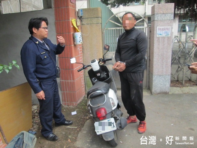 警方將高嫌帶返派出所偵辦,高嫌坦承犯案,警方訊後全案依竊盜罪嫌移送法辦。