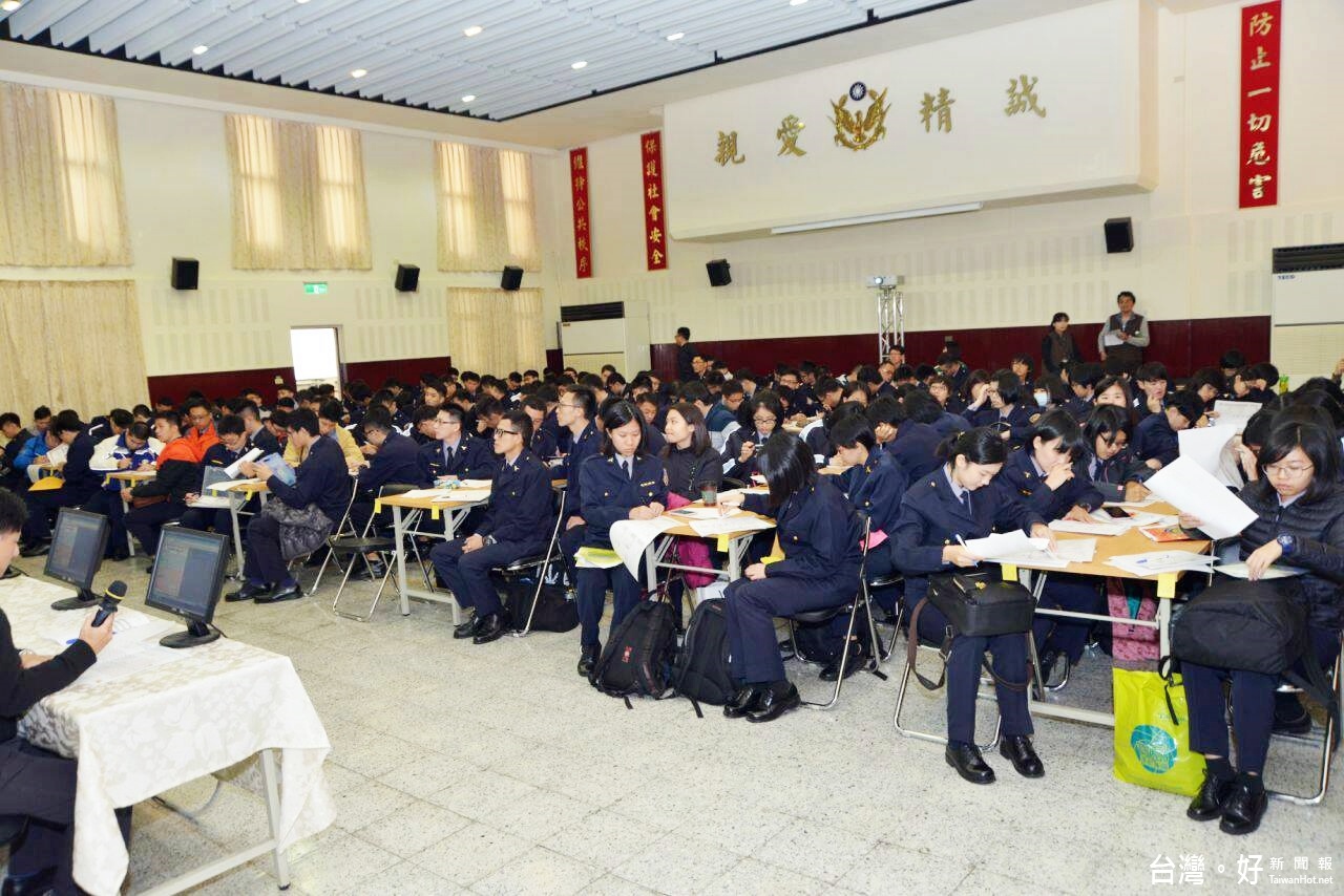 106年第一批結業員警完成報到,為警力不足的桃園市警察局增添新血輪。