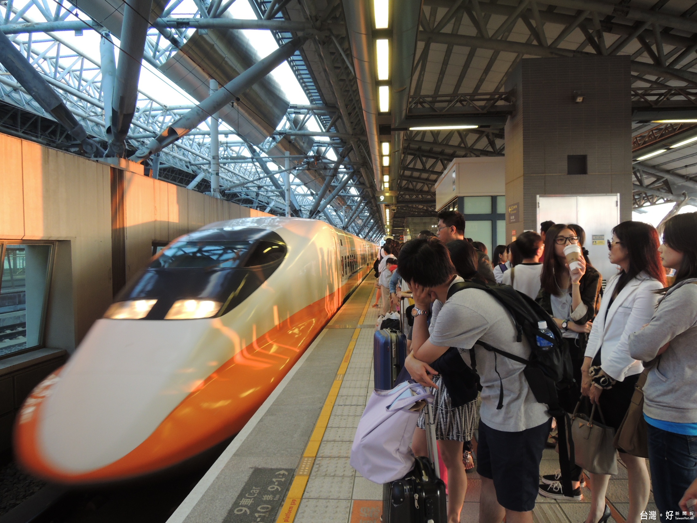 維護高鐵台中站春節交通烏日分局成立行車流暢中心 風傳媒 維護高鐵台中站春節交通烏日分局成立行車流暢中心 風傳媒