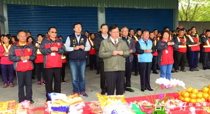 鄭文燦市長赴八德區為清潔隊主持新春開工儀式 。
