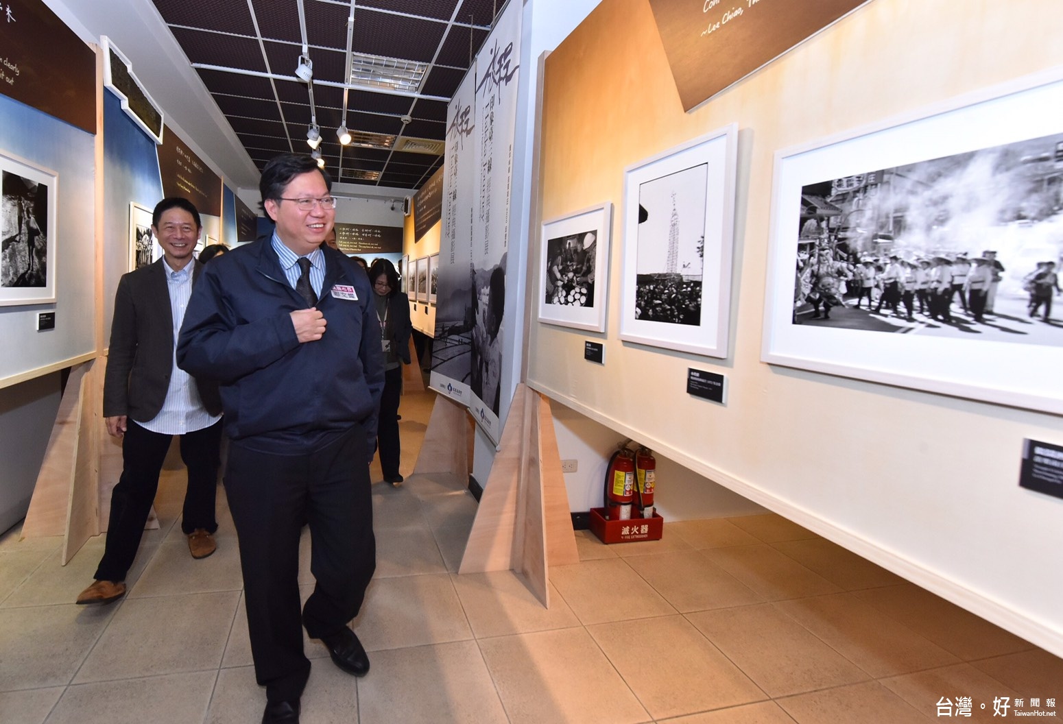 鄭市長表示,攝影展可謂是以「客家的眼睛」與「客家的心」凝視、感受臺三線,堪稱文化之旅最佳地點。