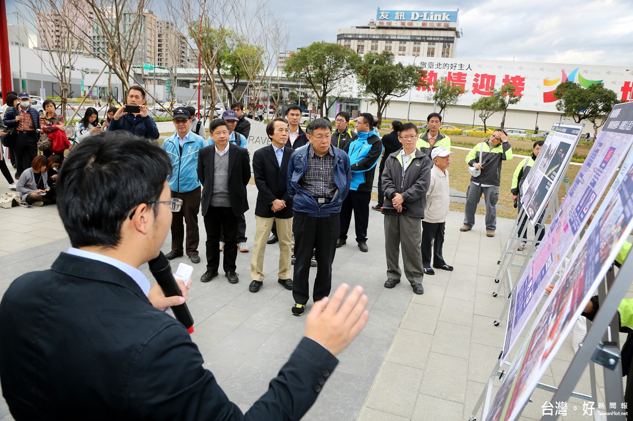 台北市長柯文哲視察西區門戶計畫。