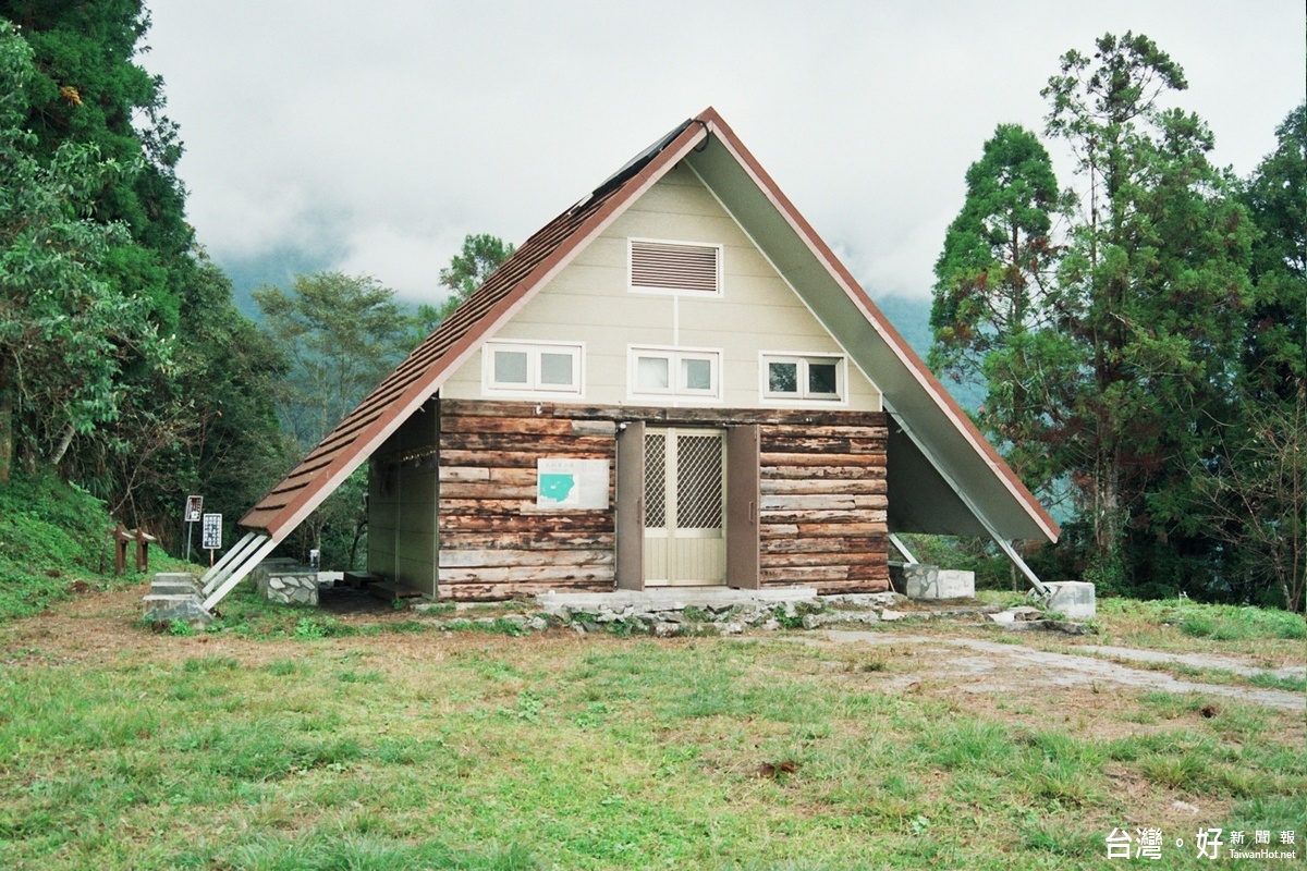 瓦拉米山屋。〈圖片玉山國家公園管理處提供〉