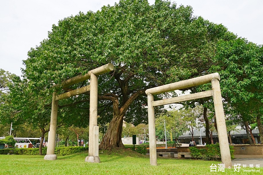 林森公園內有數處古蹟景點,可品味歷經清末、日據、政府遷臺及建物拆遷等不同時期的風貌(圖/台北市公園處)