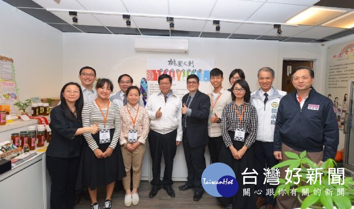 市府也會透過公私部門合作方式,共同將博愛老街發展成為商圈的典範、桃園的西門町。