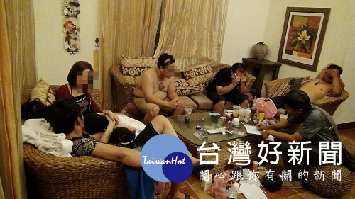 警方查獲4男2女拉K轟趴(圖/屏東縣政府警察局提供)