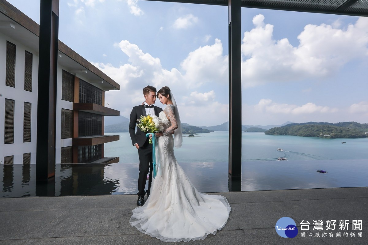 日月潭涵碧樓一站式婚禮場域，能符合新人們在山水湖光、自然度假氛圍下舉辦婚禮的願望。 