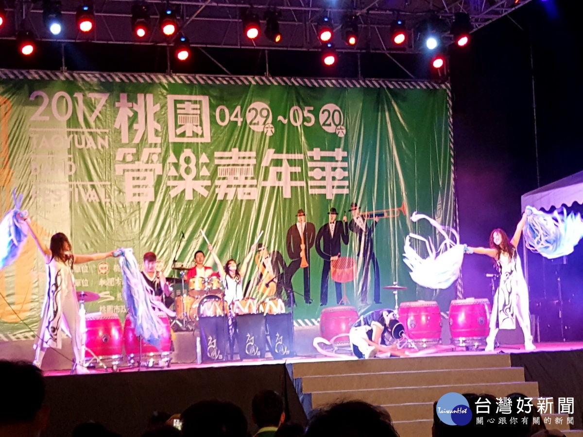 「2017桃園管樂嘉年華─鼓舞管樂夜」中,韓國擊光打擊樂團的精彩演出。
