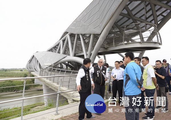 北港舊街道點亮　越夜越美麗