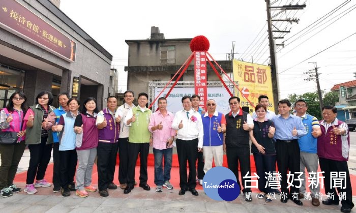 桃園市長鄭文燦出席「龍潭區高楊南路與干城路瓶頸路口道路拓寬工程開工典禮」。