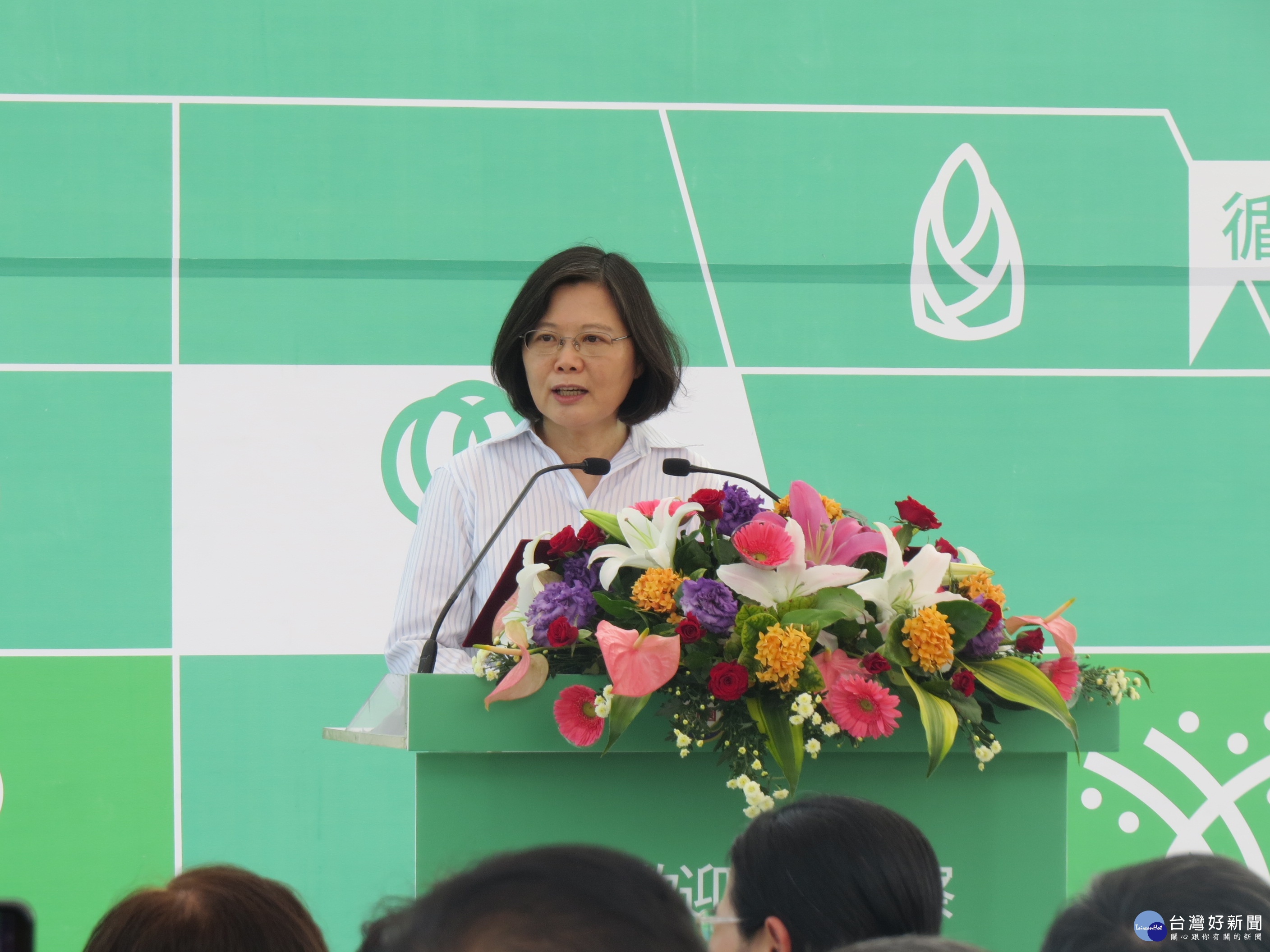 蔡總統提到，行政院在推動「5+2產業創新計畫」中，新農業就是重要項目。