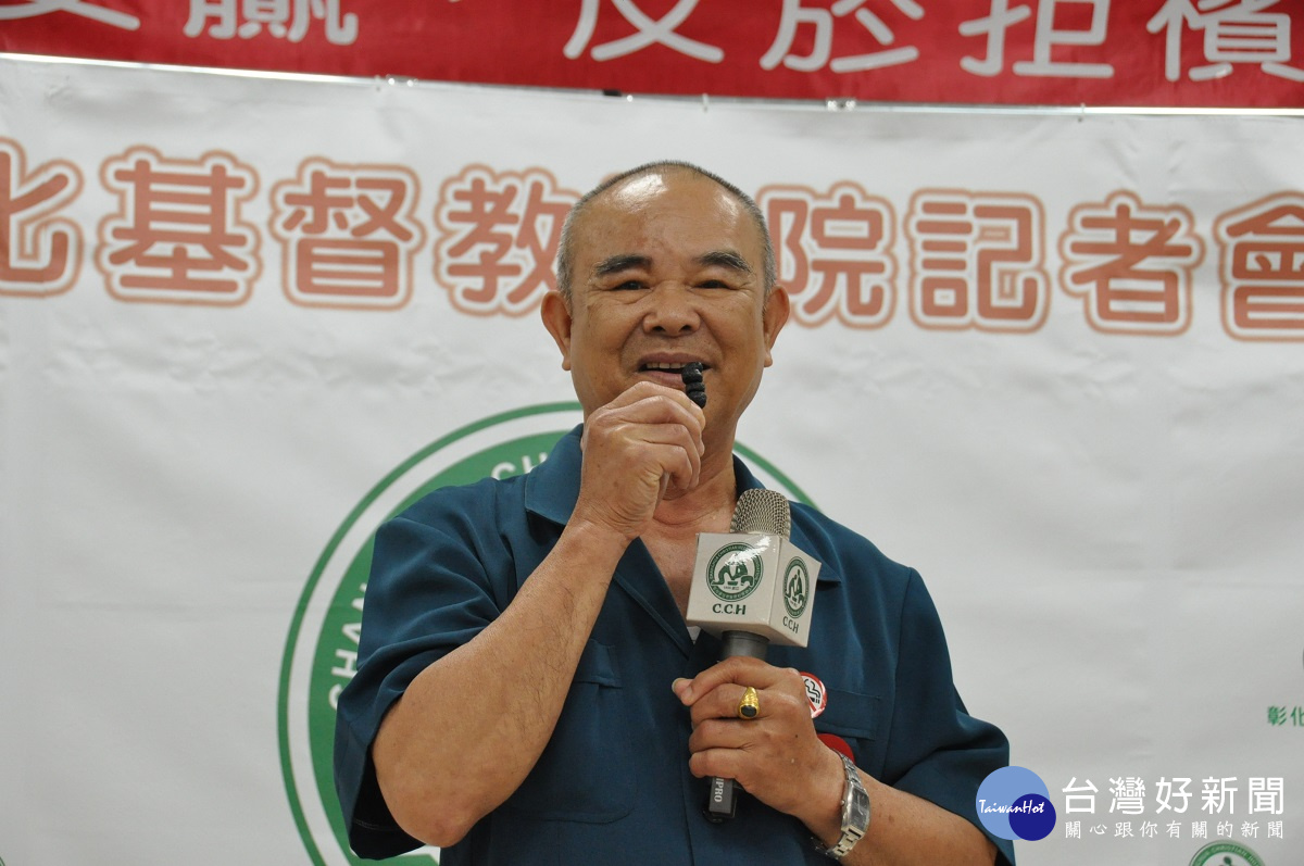 一位彰基探訪癌症病人資深志工，73歲的海伯 - 張玉海分享戒檳榔的心得。