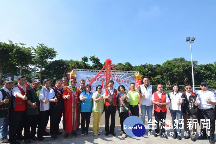 桃園市長鄭文燦出席「桃園市北區原住民族天幕活動場興建工程動土儀式」。