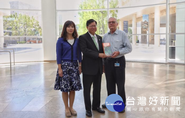 鄭市長表示,參訪蓋帝中心,可以觀摩、融入其特點及精神,發展桃園的特色。