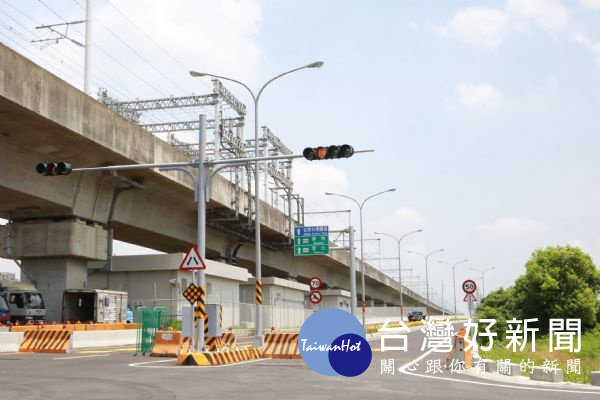新化區高鐵沙崙站橋下道路第二期工程完工。(圖/台南市政府提供)