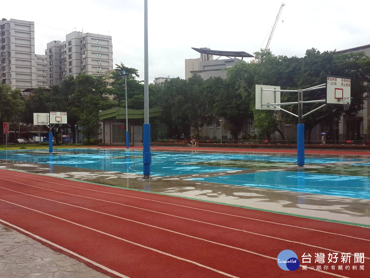 四維公園。(圖/記者黃竹佑攝)