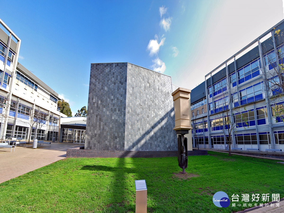 澳洲拉籌伯大學校園一景