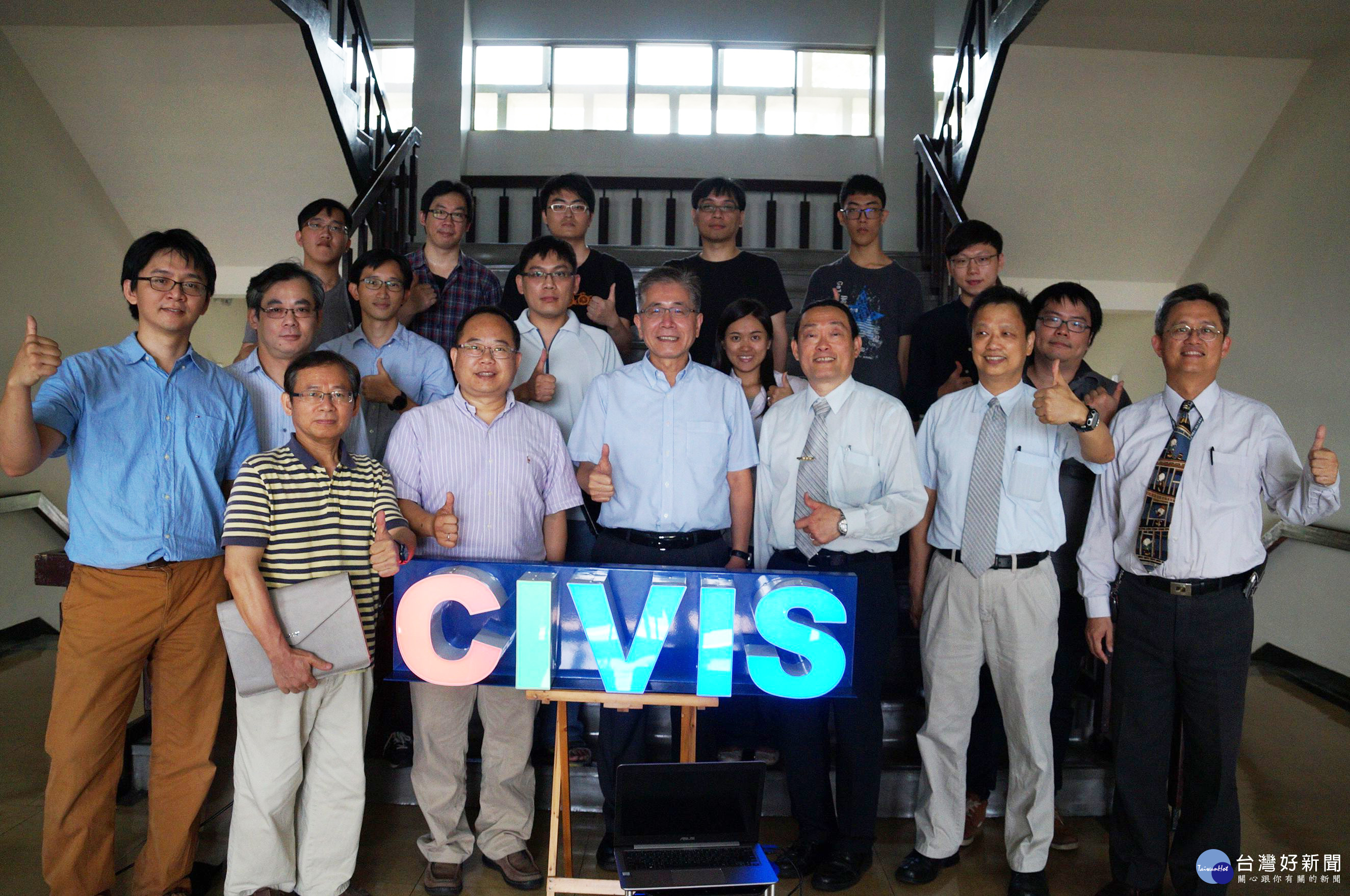 該團隊計畫兩年後成立CIVIS新創公司,朝創新的商業模式努力,打造一個專業的全球室內圖資研究團隊。
