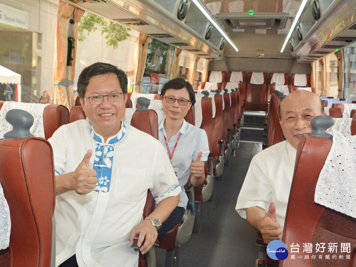 桃園市長鄭文燦肯定國道客運9089路線滿足通勤及上學需求,形成北北桃1小時生活圈