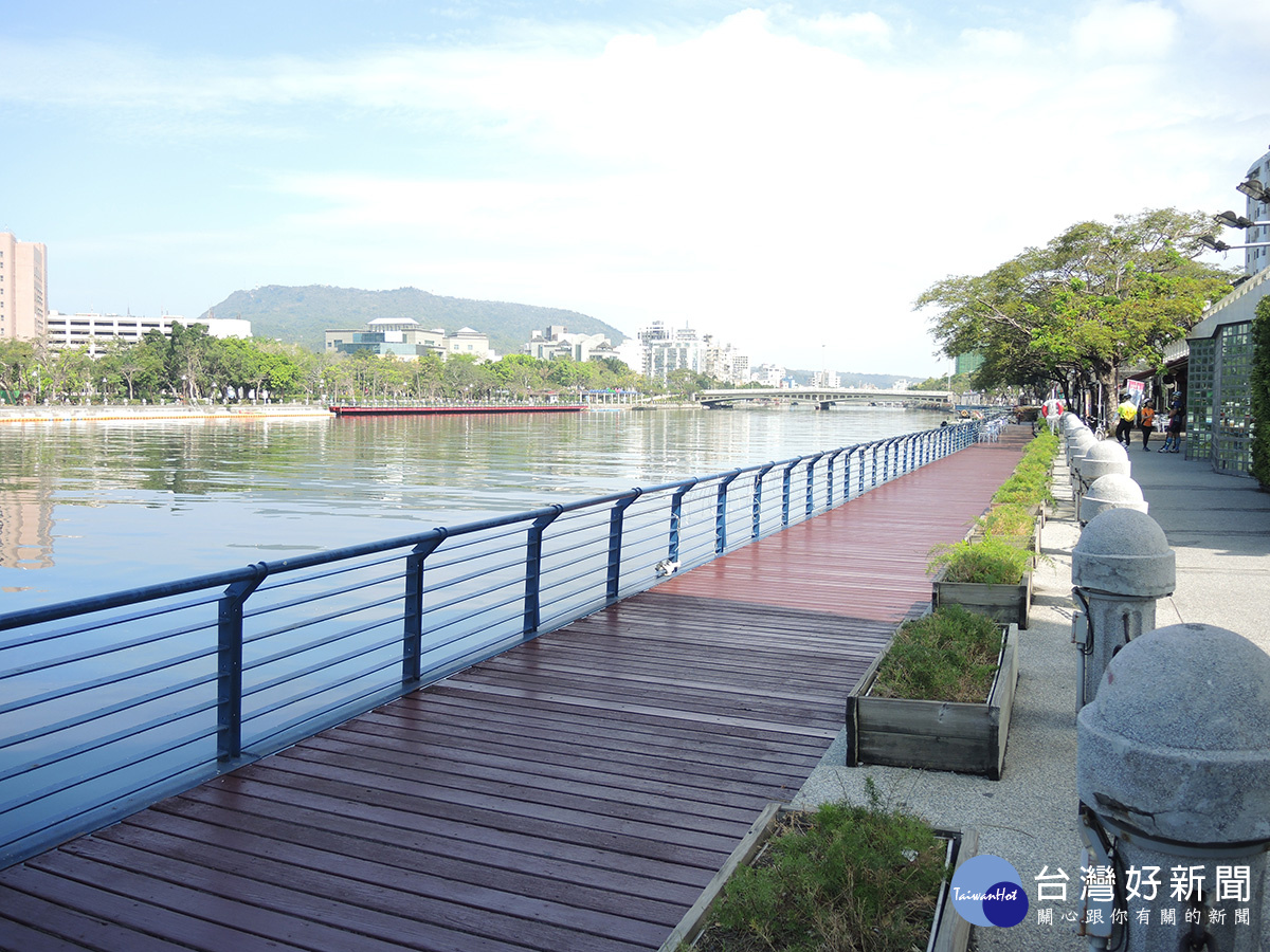 愛河兩岸新亮點　再造亮高雄