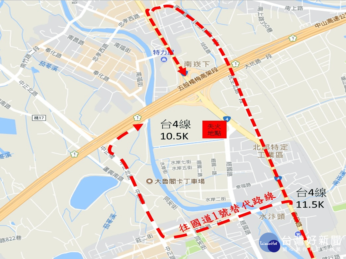 台4線10.5資源回收場火災 陸橋封閉車輛走替代道路