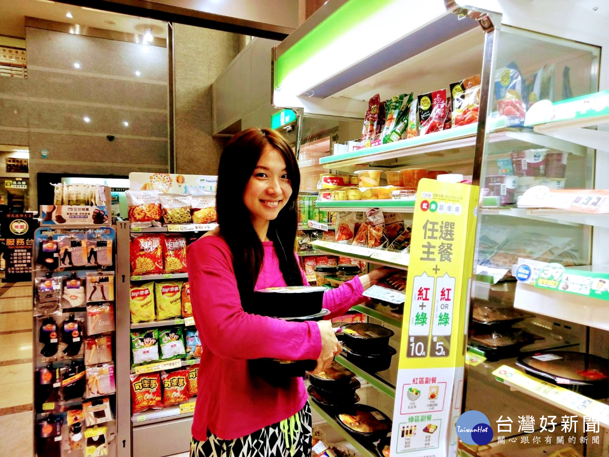 桃市府進駐第一家便利商店 開始試營運一週