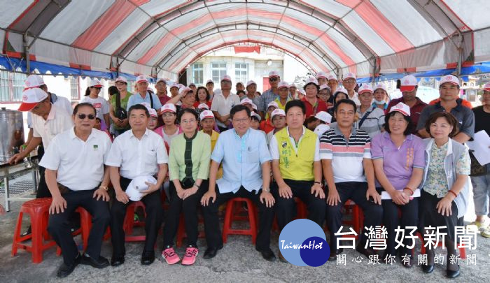 桃園市長鄭文燦視察「新屋區深圳里106年防災社區成果演練」。