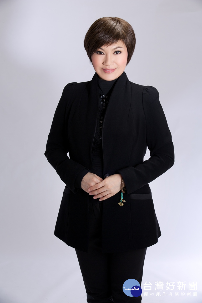 圖說:唐美雲老師說對於年度新作品的題材堅持善的力量,加入愛和溫暖,以歌仔戲為志業。